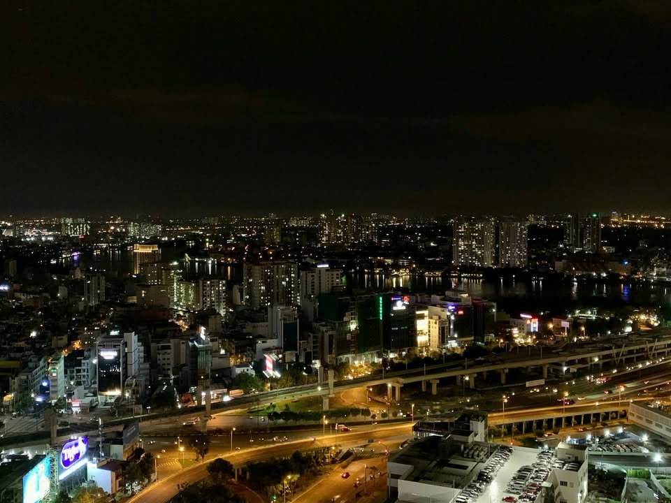 Căn hộ Vinhomes Central Park Bình Thạnh 2PN giá thỏa thuận - View Landmark thoáng mát!