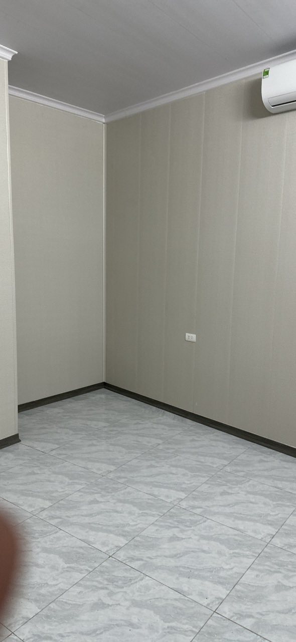 Nhà 5 tầng Mai Động 52m² giá 8 tỷ - Full nội thất, gần hồ Đền Lừ!