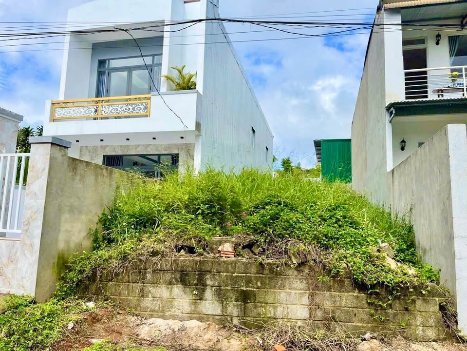 Đất nền Bảo Lộc 105m² giá 1.59 tỷ - Mặt tiền đường lớn, sẵn thổ cư!