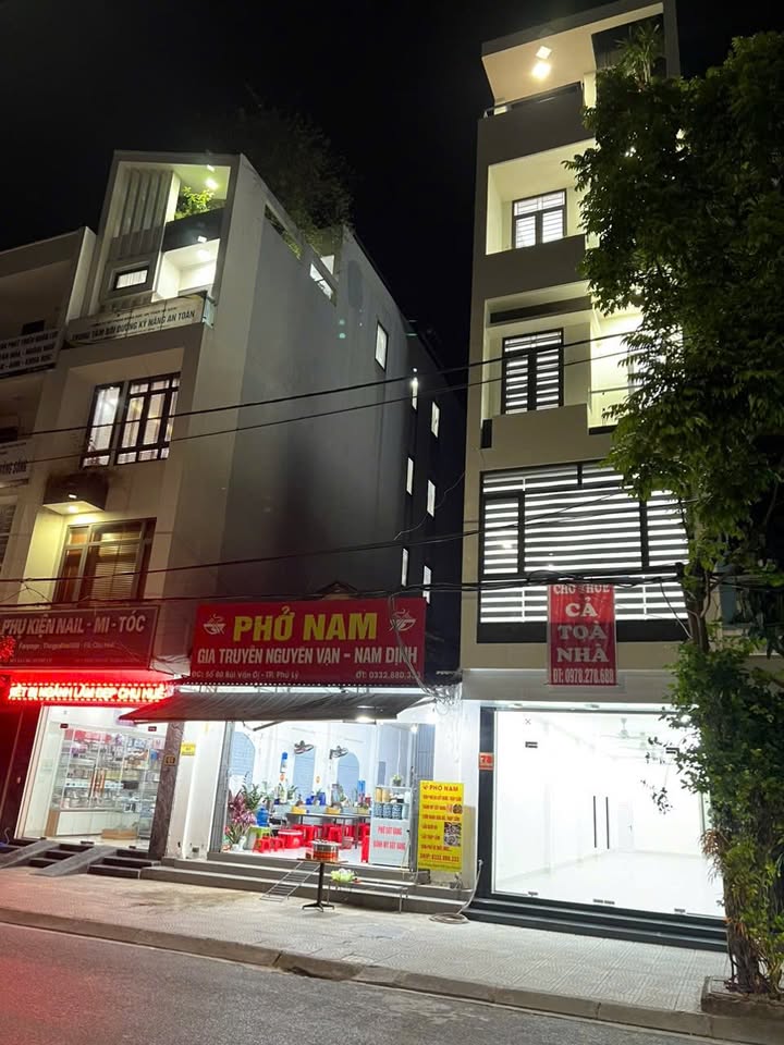 Cho thuê tòa nhà 5 tầng tại 78 Bùi Văn Dị, Phủ Lý - Đầy đủ tiện nghi, sẵn sàng vào ở!