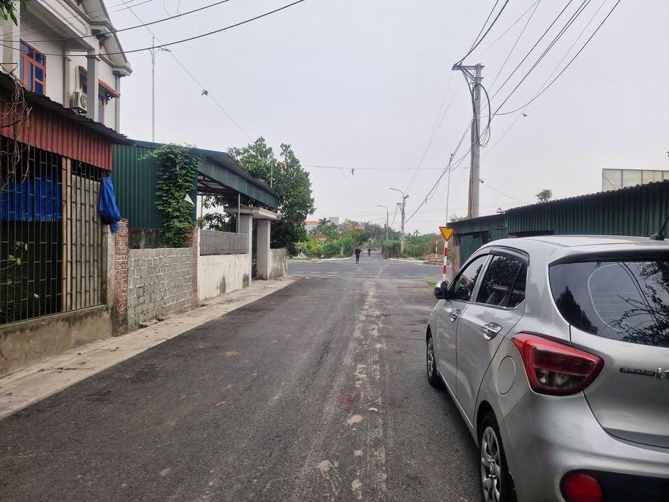 Đất nền thôn Đông Chiểu, Hưng Yên 80m² giá 4.5 tỷ - Cơ hội đầu tư hấp dẫn!