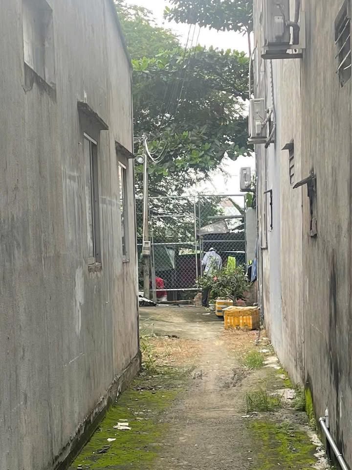 Đất thổ cư 815m² quận 12, giá 17 tỷ - Sổ đỏ chính chủ, thương lượng tốt!