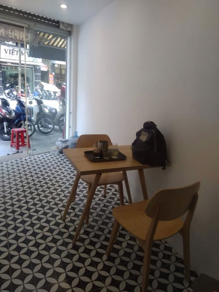 Nhà mặt phố Đường Thành, Hoàn Kiếm 18m² - Cơ hội đầu tư hiếm có!