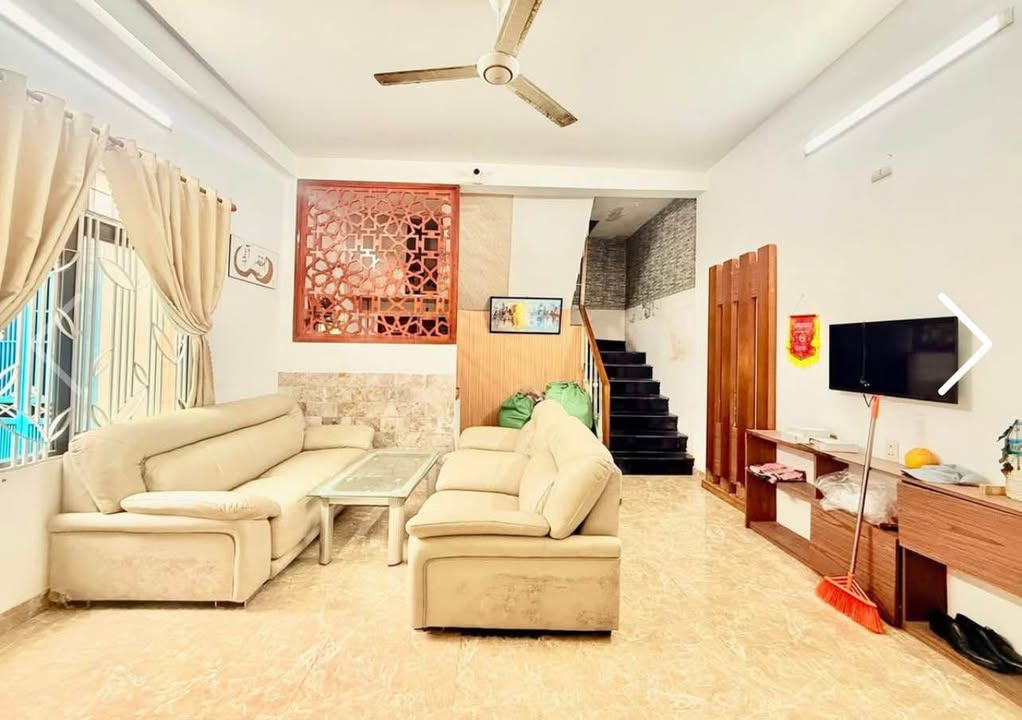 Nhà 2 tầng kiệt 364 Lê Duẩn, Đống Đa 48m² - Vị trí đắc địa, cho thuê 7.5 triệu/tháng!