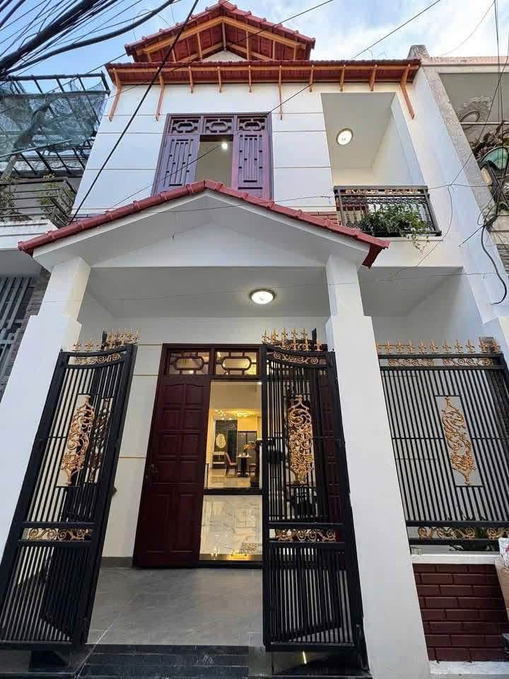 Nhà đẹp 2 tầng kiệt 3.5m Trường Chinh 84m² giá 3.75 tỷ - Thiết kế hiện đại!