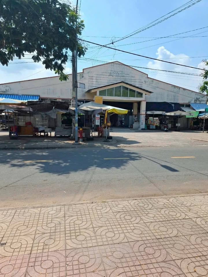 Đất nền góc hẻm D3, phường Hòa An, 120m², giá chỉ 2.45 tỷ - Đầu tư sinh lời hấp dẫn!