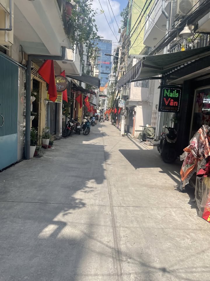 Nhà 5 tầng Nguyễn Đình Chiểu, Quận 3, 61m² giá 13.9 tỷ - Đầu tư sinh lời cao!