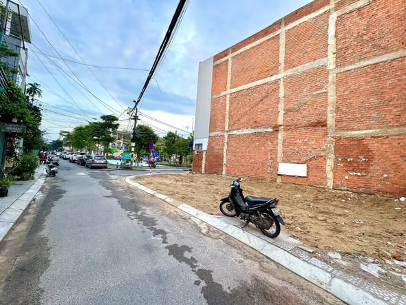 Bán lô đất mặt tiền đường Lê Vĩnh Huy, Đà Nẵng 50.8m² giá 5.85 tỷ - Cơ hội đầu tư tuyệt vời!