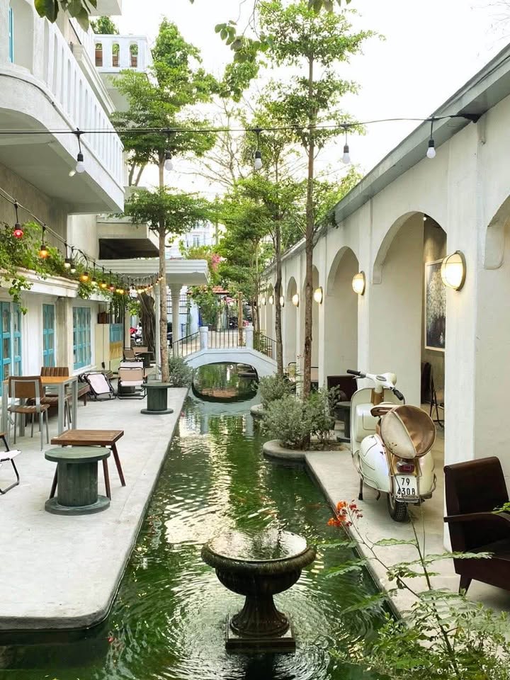 Cho thuê mặt bằng lô góc 2 mặt tiền Núi Thành, Hải Châu 533m² - Vị trí hiếm có cho mọi lĩnh vực kinh doanh!