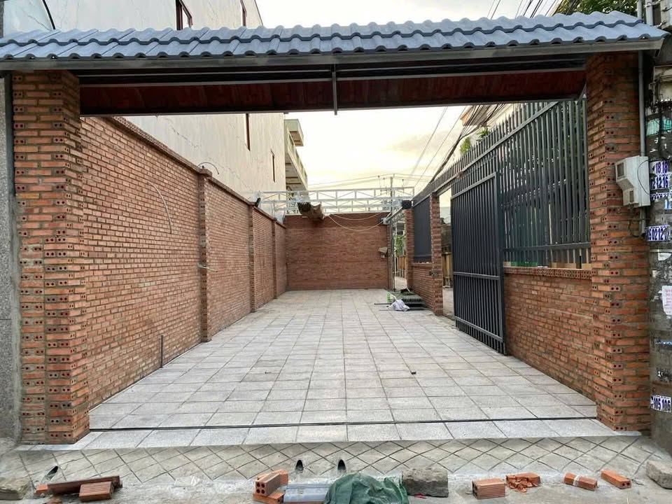 Đất nền lô góc 2 mặt tiền Yên Thế, 100m² giá 3.2 tỷ - Sổ đỏ chính chủ!