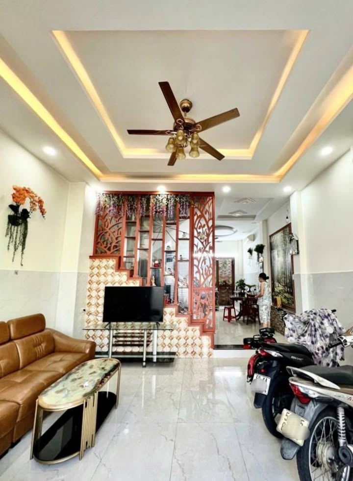 Nhà 4 Tầng Quận 6 60m² - Kinh doanh đa nghề, nội thất xịn sò!