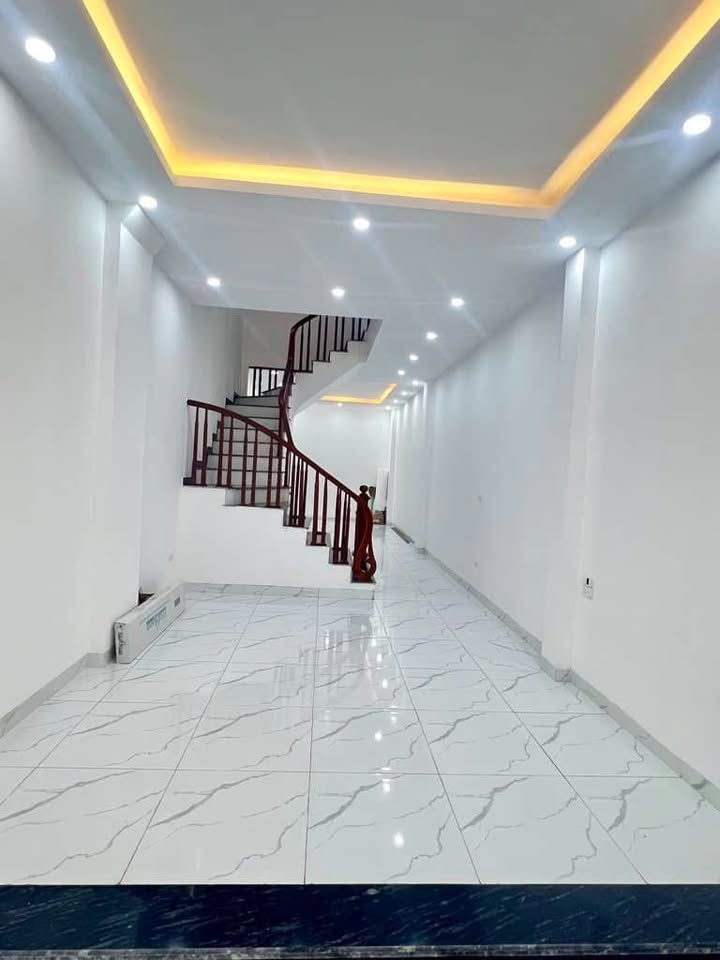 Nhà Dương Nội, Hà Đông 30m² giá 5 tỷ - Thiết kế hợp lý, tiện ích bủa vây!
