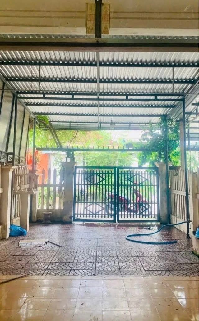 Nhà mặt tiền đường Trần Cao Vân, phường Trần Phú, 150m² giá 2.2 tỷ - Sân ô tô, hướng Tây!