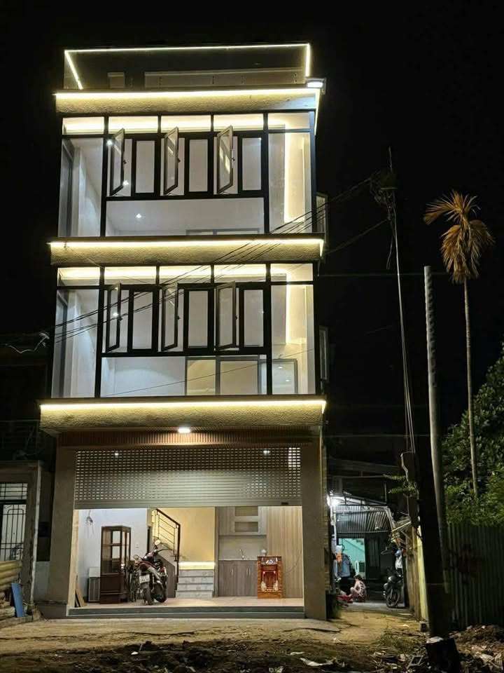 Nhà cho thuê góc 2 mặt tiền Bờ Kè Bửu Long 43m² - View sông mát mẻ, giá chỉ 16 triệu!