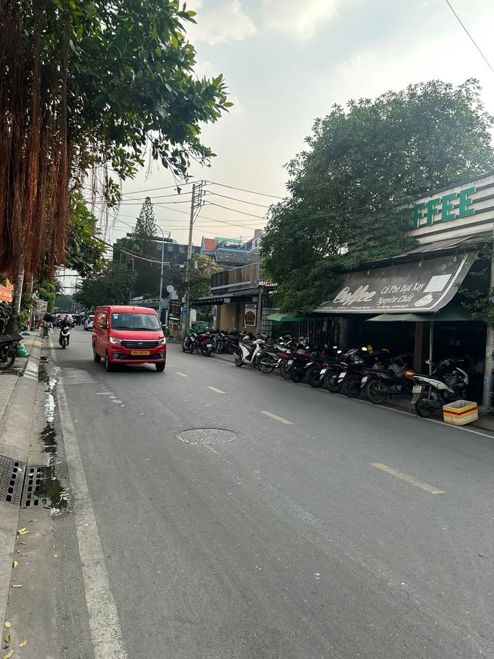 Đất nền Tân Phú 100m² giá 8 tỷ - Sát mặt tiền Nguyễn Hữu Tiến!
