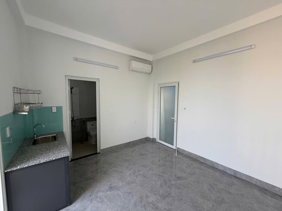 Phòng trọ mới full đồ đường Liên Phường, Thủ Đức chỉ 4 triệu - Khu an ninh, tiện nghi đầy đủ!