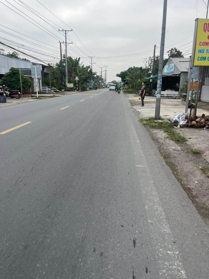 Đất nền 1369,8m² xã Bình Hàng Trung, Đồng Tháp - Giá tốt, tiện mở kho vựa!