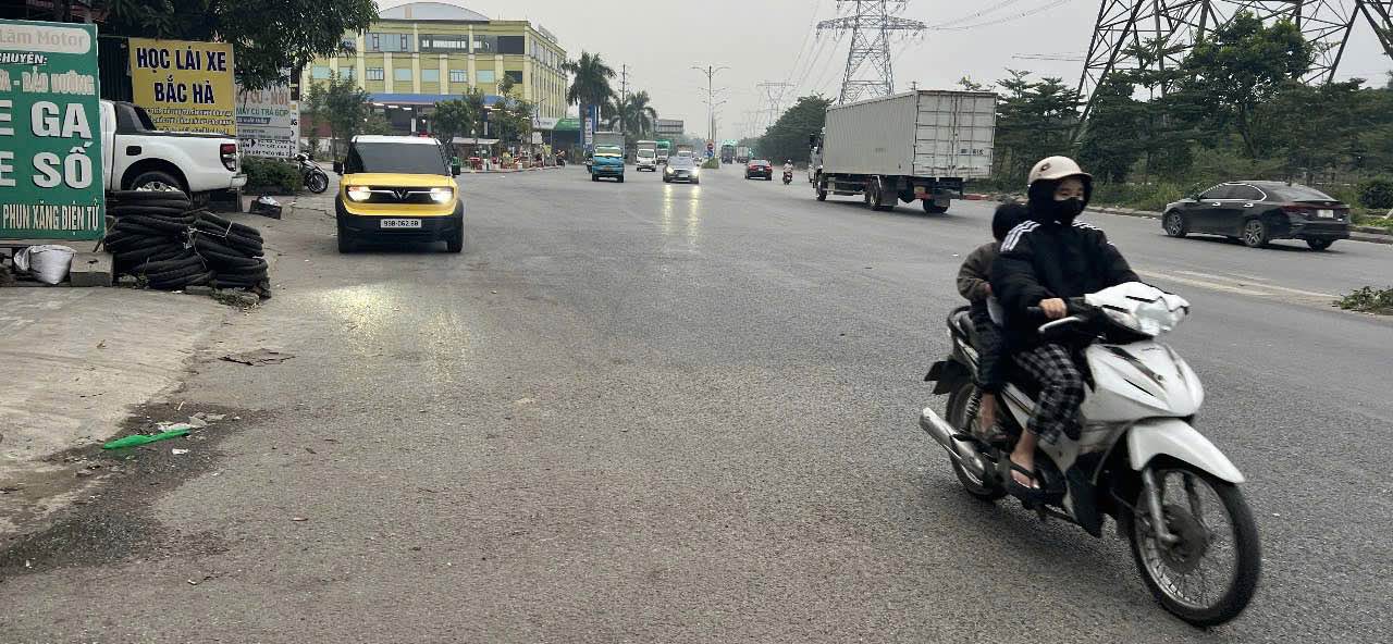 Bán Nhà mặt đường Đồng Xép, Hoàn Sơn, Tiên Du 122m² giá 9 tỷ - Vị trí đắc địa kinh doanh