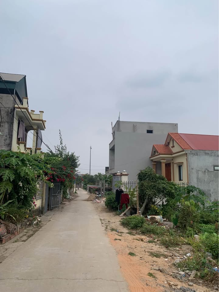 Đất nền 94m² tại Uông Bí, giá chỉ 1 tỷ - Cơ hội không thể bỏ lỡ!