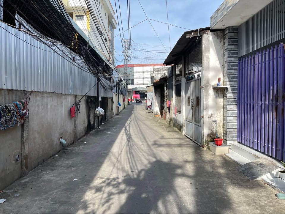 Nhà phố phường 5, Mỹ Tho 67m² giá 2 tỷ - Ô tô vào thoải mái!