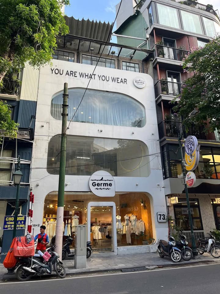 Cho thuê nhà mặt phố Trần Kim Xuyến 200m² giá 60 triệu - Lô góc vị trí đắc địa!