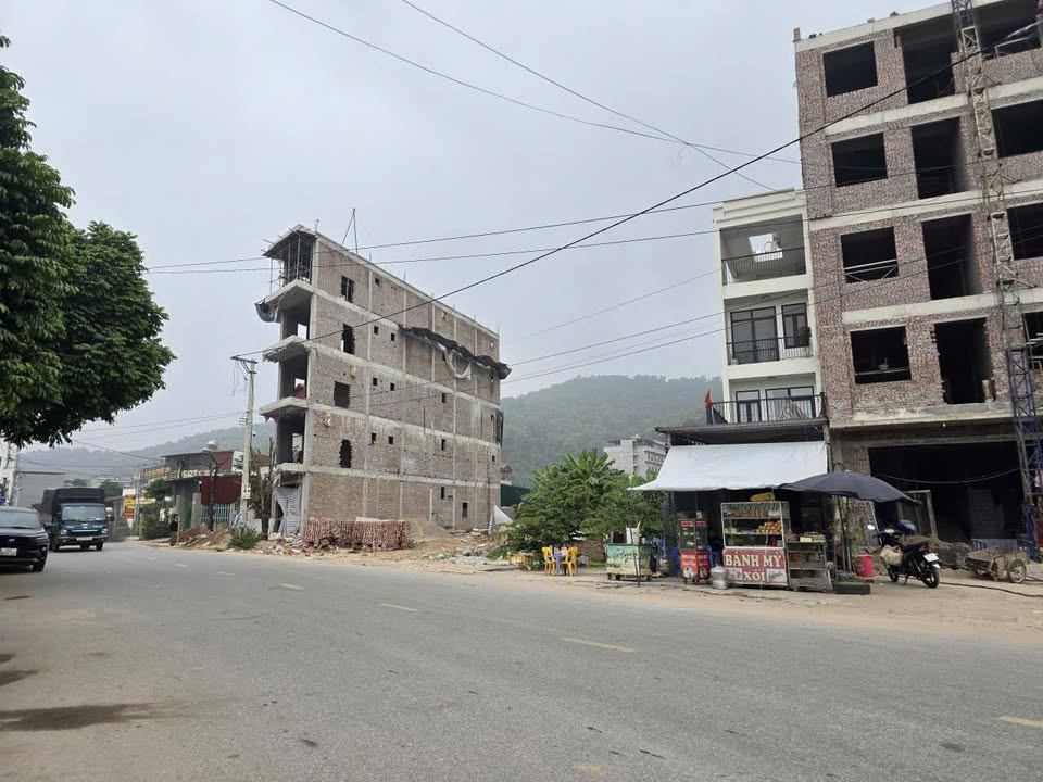 Bán lô đất Đàm Văn Tiết, phường Nam Sơn, 240m² - Đầu tư sinh lời ngay!