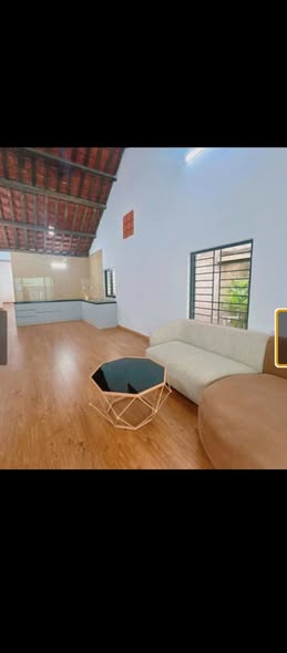 Nhà phố Cù Chính Lan Đà Nẵng 109.2m² giá chỉ 4.25 tỷ - Ô tô gần nhà, tiện ích đầy đủ!