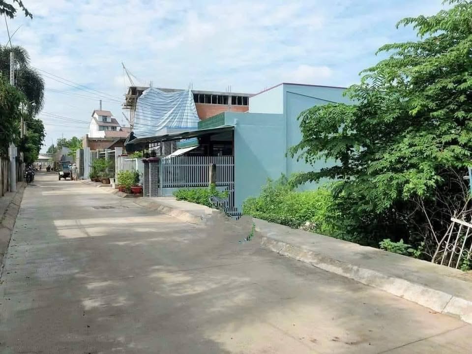 Đất thổ cư 325,8m² tại phường 4, TP Tân An - Kinh doanh tiềm năng!