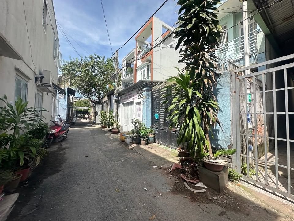 Nhà phố Tân Thới Hiệp 68m² giá 3 tỷ - Đầu tư sinh lời ngay khu vực sầm uất!