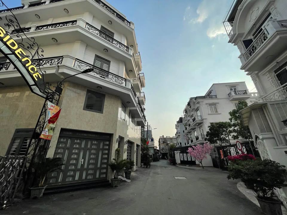 Nhà phố Thới An Quận 12 52m² giá 5.9 tỷ - Sẵn sàng giao dịch ngay!