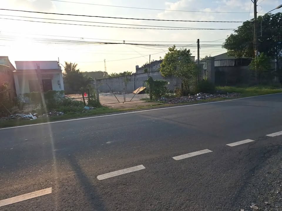 Nhà bán Nhuận Đức, Củ Chi 690m² giá 3 tỷ - Mặt tiền kinh doanh sầm uất!