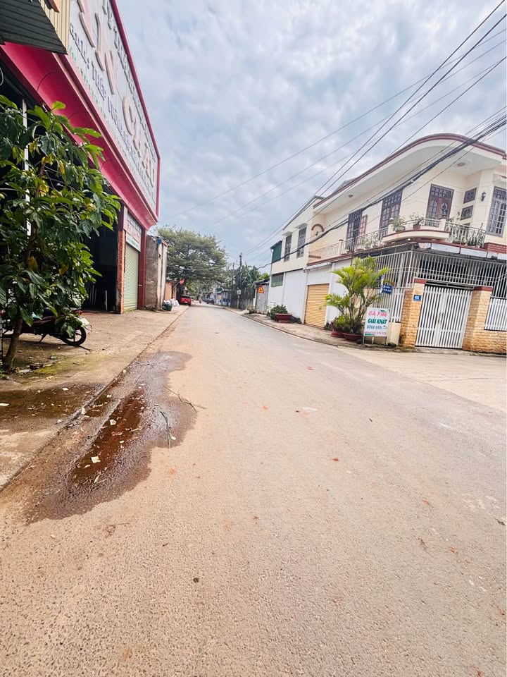 Nhà mặt tiền Lê Minh Xuân - 91.2m² giá 3.69 tỷ - Vị trí đắc địa đầu đường!