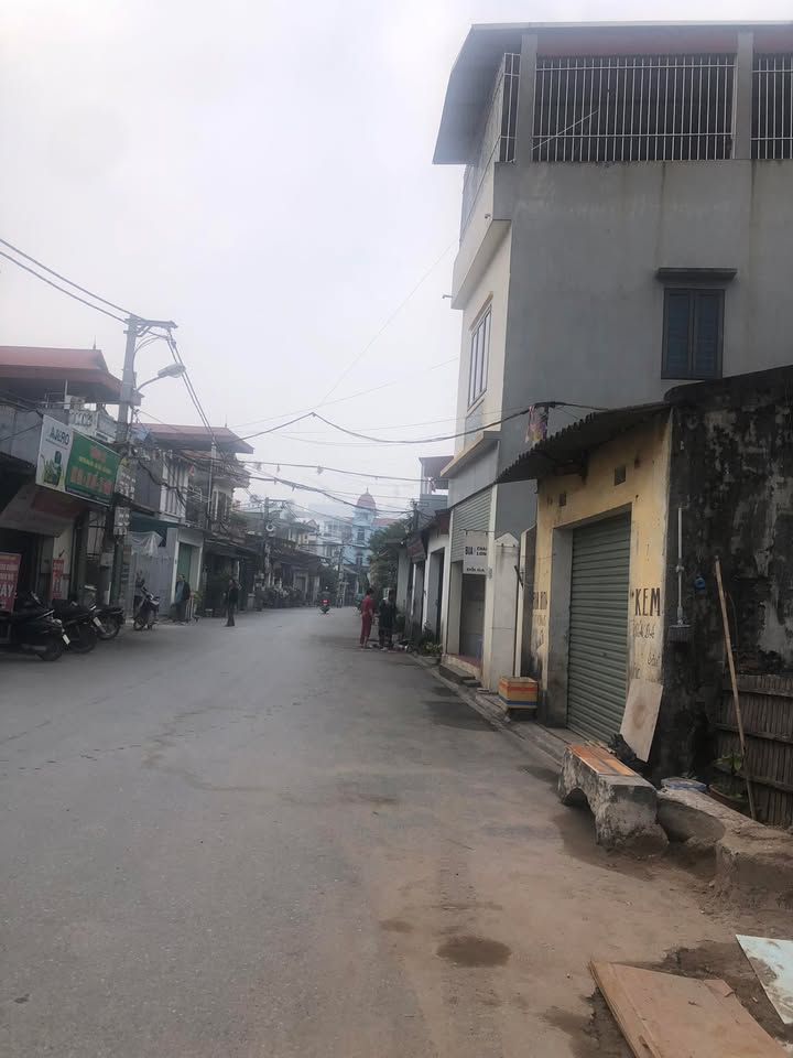 Đất Đặng Xá 75m² giá 6 tỷ - Mặt tiền 7.4m, lô góc ô tô vào tận nhà!