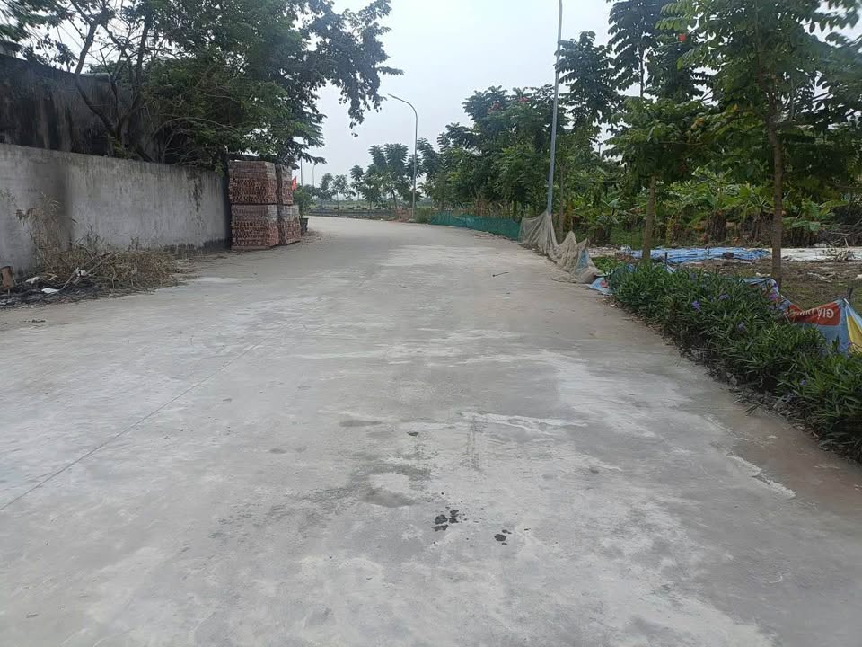 Đất nền Phượng Mao, Quế Võ 100m² giá thỏa thuận - Đường rộng, thông thoáng!