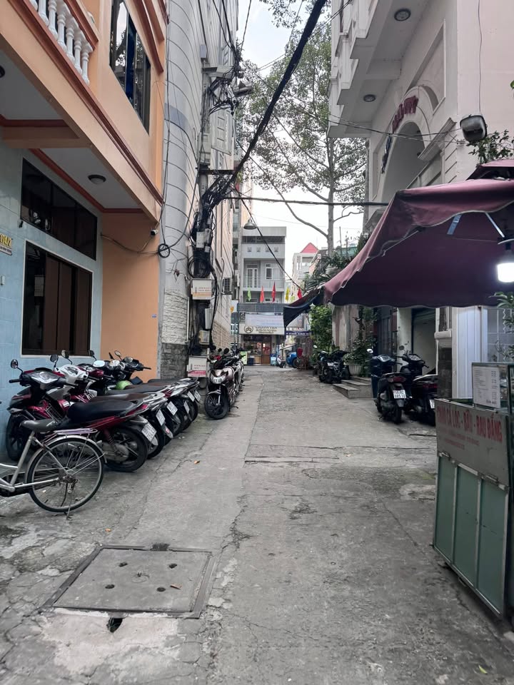 Nhà phố Trần Bình Trọng, Q5 25m² giá 3.98 tỷ - Chính chủ, vào ở ngay!