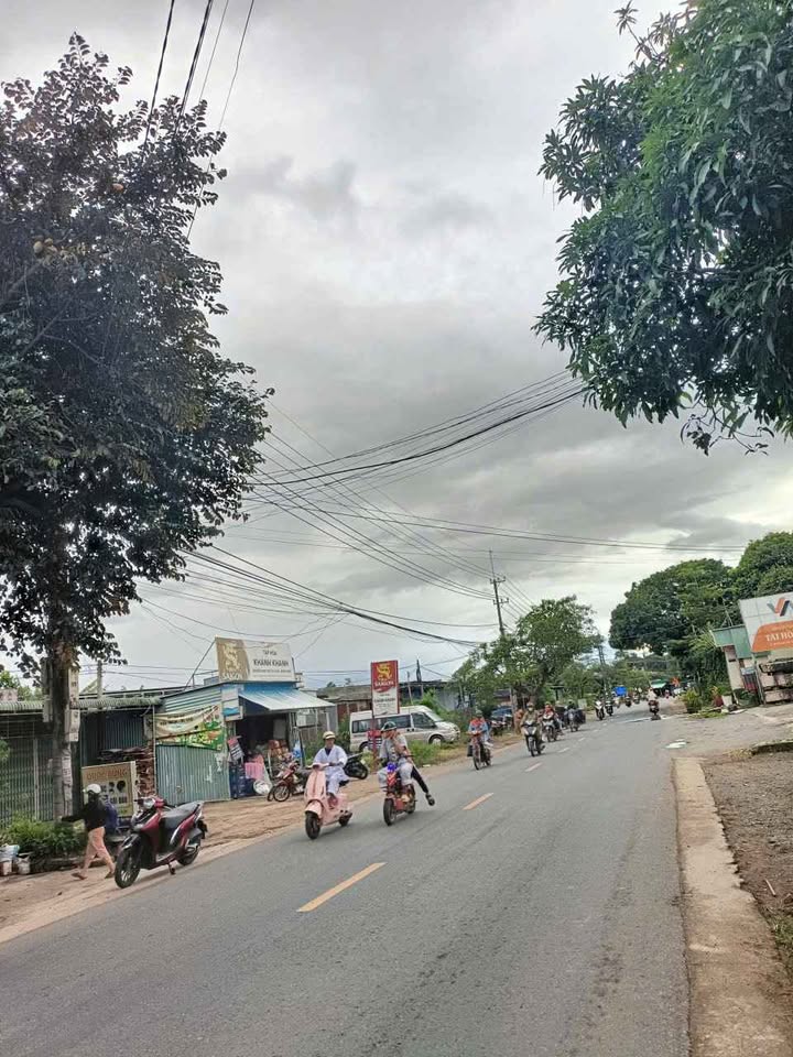 Đất thổ cư Ngô Mây, Kon Tum 550m² giá 1.2 tỷ - Vị trí kinh doanh thuận lợi!