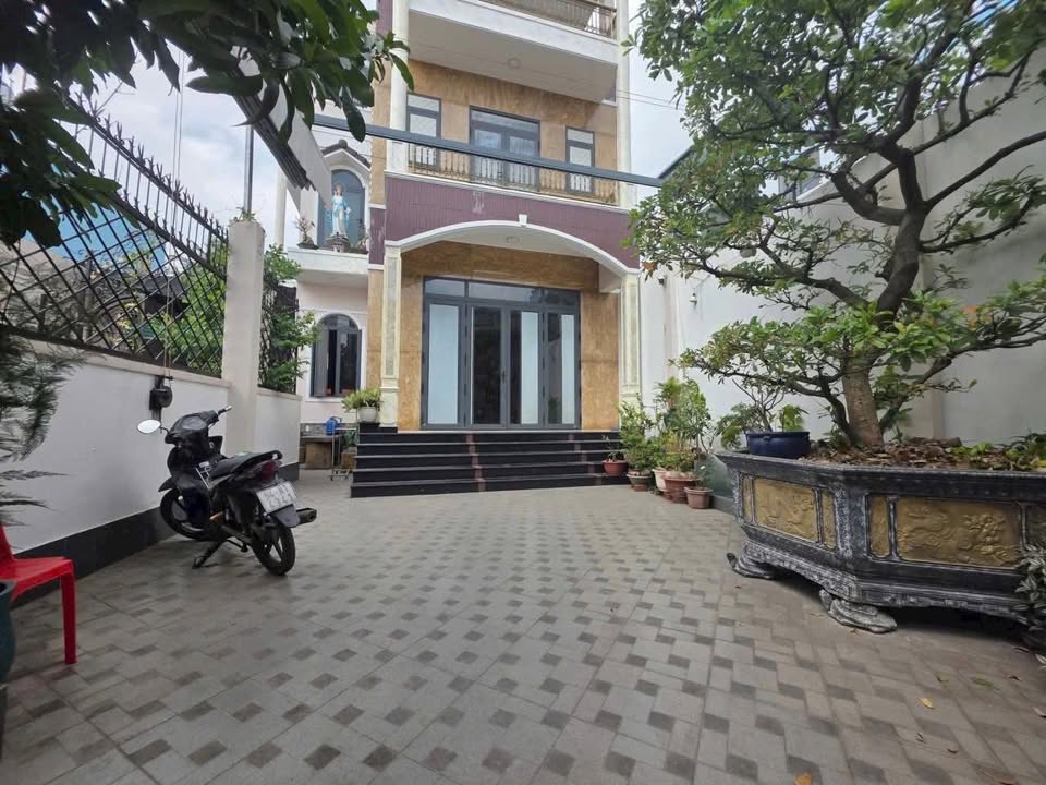 Biệt thự đường Tam Châu, Thủ Đức 293m² giá chỉ 11.727 tỷ - Cơ hội vàng cho bạn!