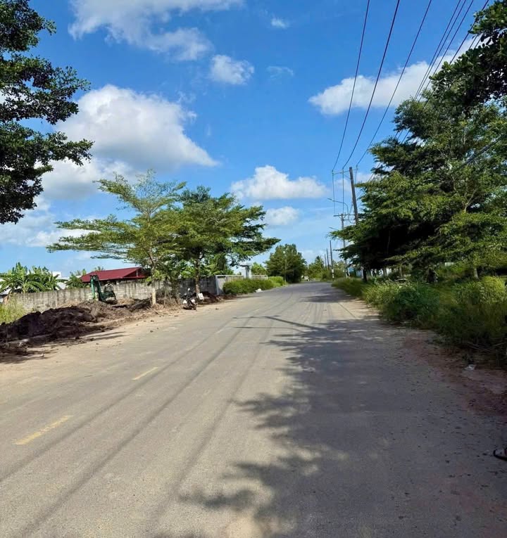 Đất nền khu đô thị Hoàng Tâm Cà Mau 280m² giá 1.1 tỷ - Sổ hồng chính chủ