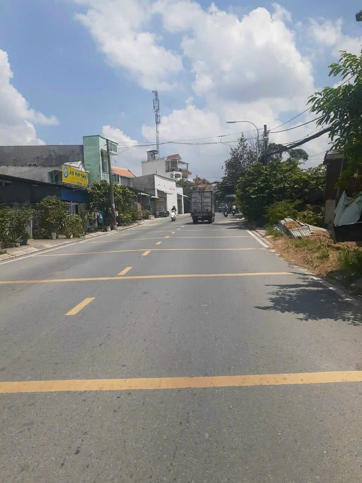 Nhà riêng xã Phú Hòa Đông, Củ Chi 97m² giá 2.4 tỷ - Sổ hồng chính chủ, cho thuê 2 triệu/tháng!