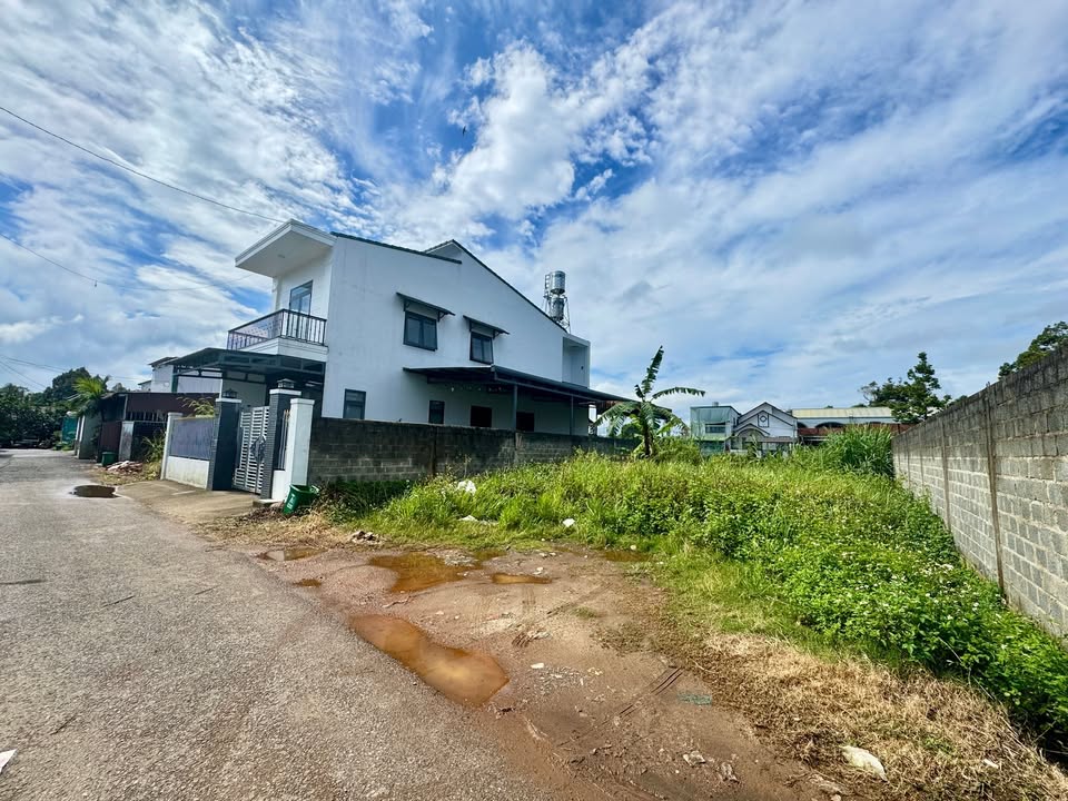 Nhà riêng Hẻm 91 Nguyễn Hữu Chỉnh, Bảo Lộc 210m² giá 3.2 tỷ - Xây dựng tự do!