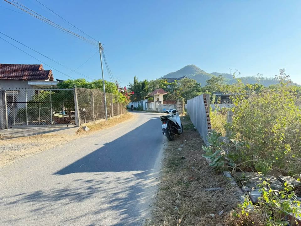 Đất Tân Đức Tây, Vạn Ninh 178m² giá 1.1 tỷ - Gần biển, đầu tư sinh lời!