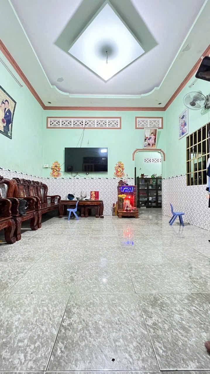 Nhà cấp 4 Tân Phước Khánh 93m² giá 2.1 tỷ - 3 mặt tiền đường ô tô