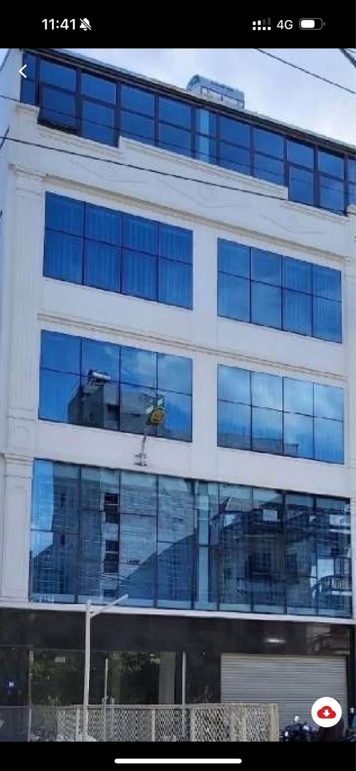 Tòa văn phòng cho thuê tại Bùi Quốc Khái 240m² - Kinh doanh đỉnh cao!