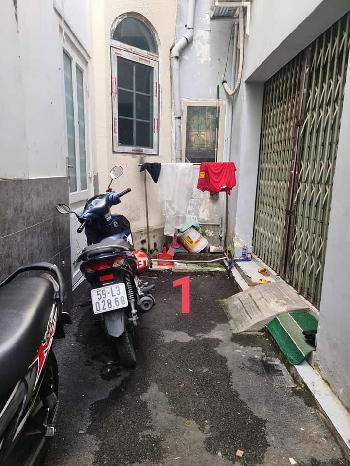 Nhà riêng Quận 1, 42m² giá 4.5 tỷ - Chính chủ bán gấp!