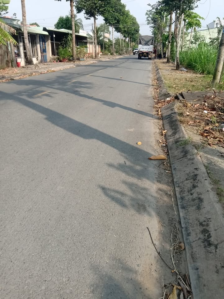 Đất mặt tiền đường Hoàng Anh, Tân An 1000m² giá 9.5 tỷ - Đầu tư sinh lời cao!