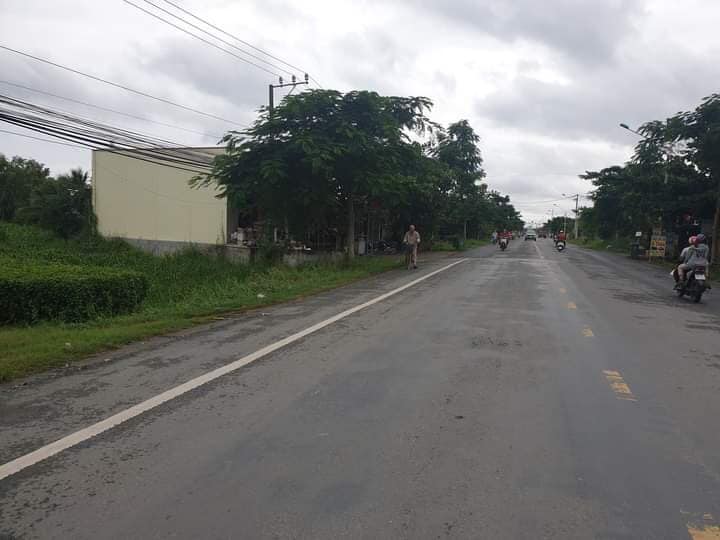 Đất mặt tiền Quốc lộ 50, Long An 4928m² giá 31.133 tỷ - Bán gấp trước Tết!