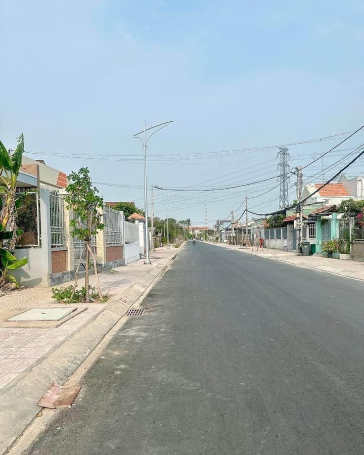 Đất thổ cư mặt tiền Lưu Văn Tế, Tân An, 165m² giá 2.75 tỷ - Chính chủ bán gấp!