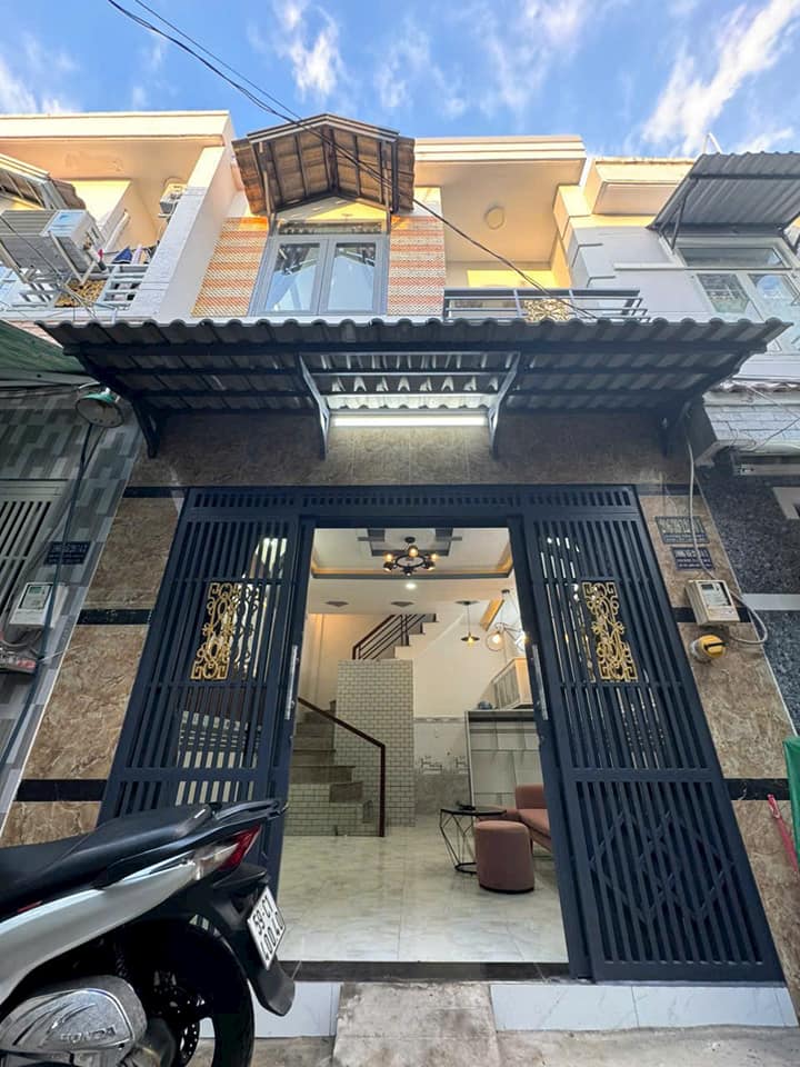 Nhà hẻm 1806 đường Huỳnh Tấn Phát, Nhà Bè 28m² giá 1.88 tỷ - Chính chủ bán gấp!