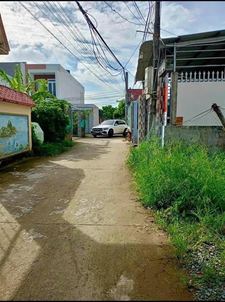 Đất thổ cư 215m² hẻm 59 Trần Phong Sắc, Tân An - Giá 2.25 tỷ có thương lượng!