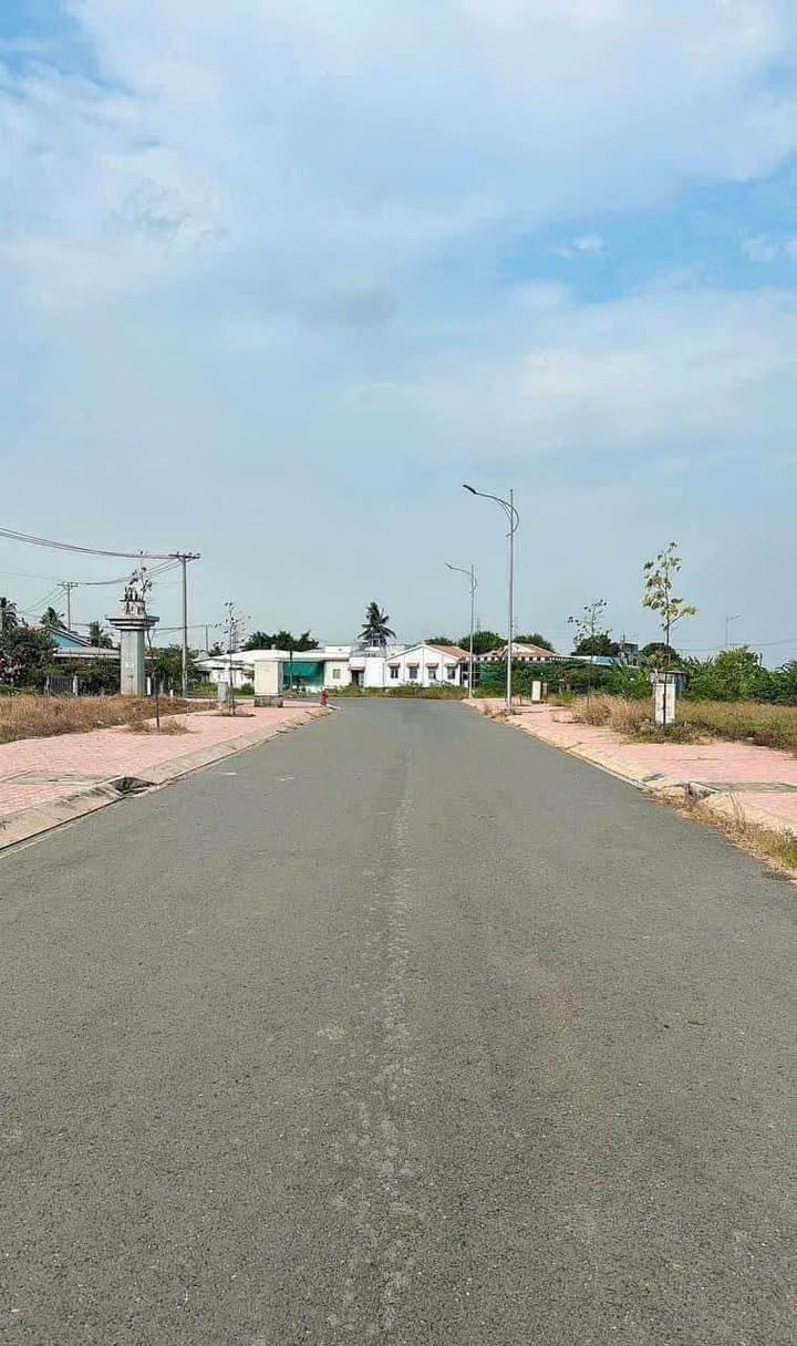 Đất thổ cư An Vĩnh Ngãi, Tân An 81m² giá 1.1 tỷ - Sổ đỏ chính chủ